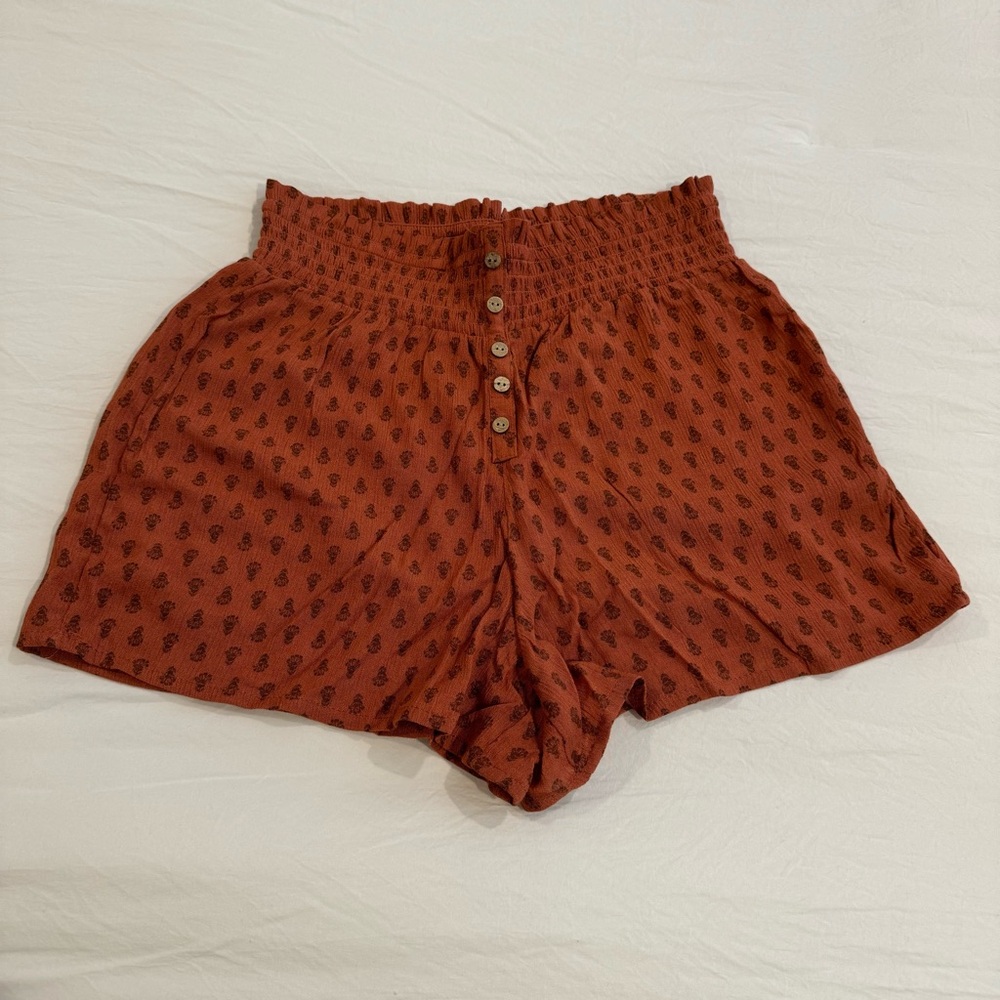 Soft flowy shorts